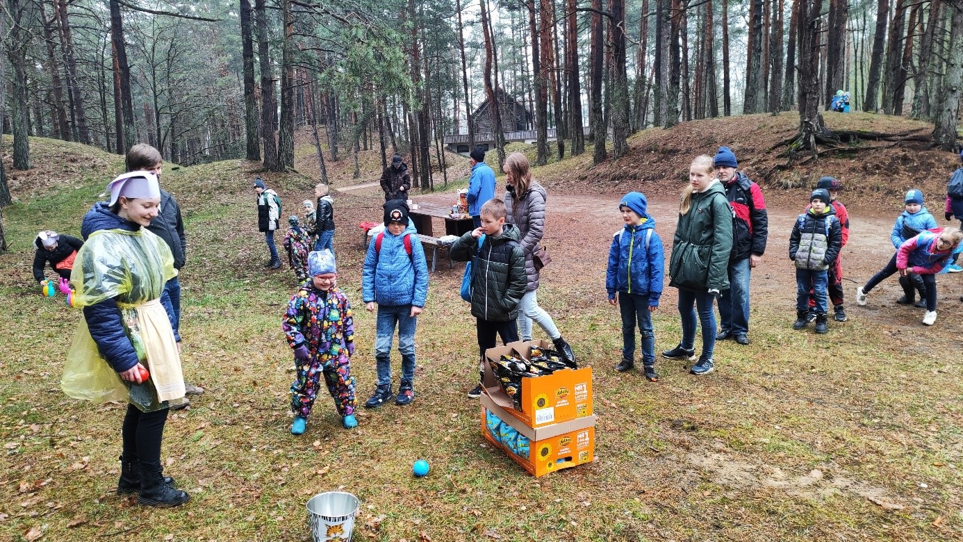 Audžuģimenes ar bērniem un jauniešiem Lieldienas 2024